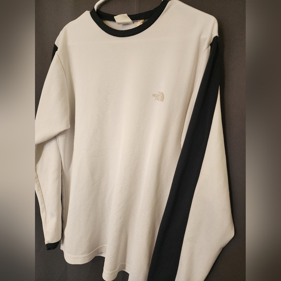 The North Face Shirt, Men's Medium White & Black Flight Series Pullover Shirt - Picture 4 of 7